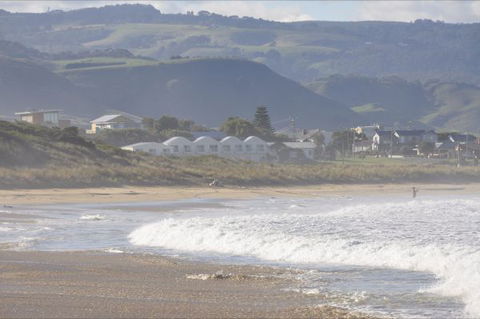 A Great Ocean View Motel - Tourism Guide 8
